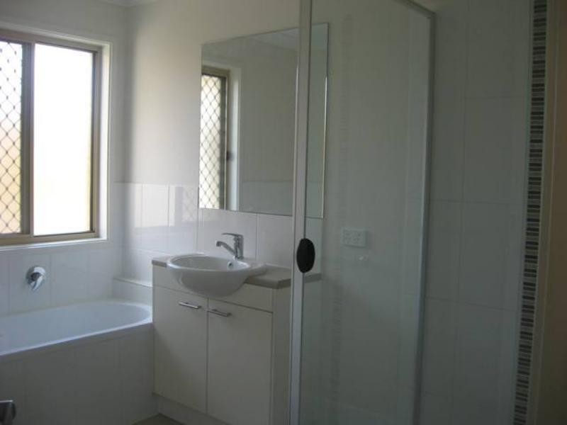 9 Pyrite  St, Pimpama QLD 4209