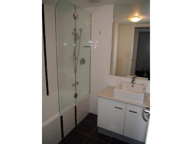 1/15 Lloyd St, Southport QLD 4215