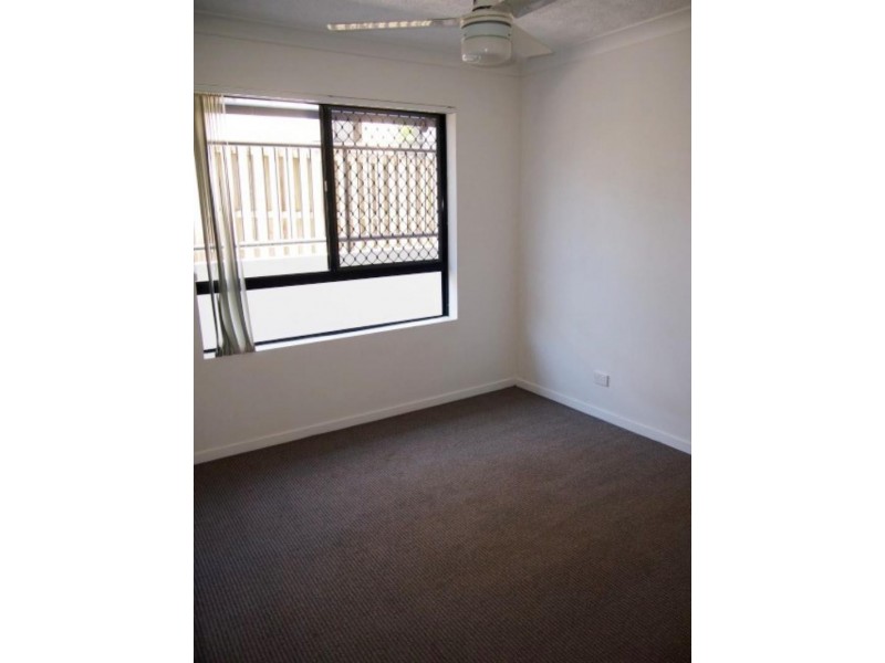 1/15 Lloyd St, Southport QLD 4215