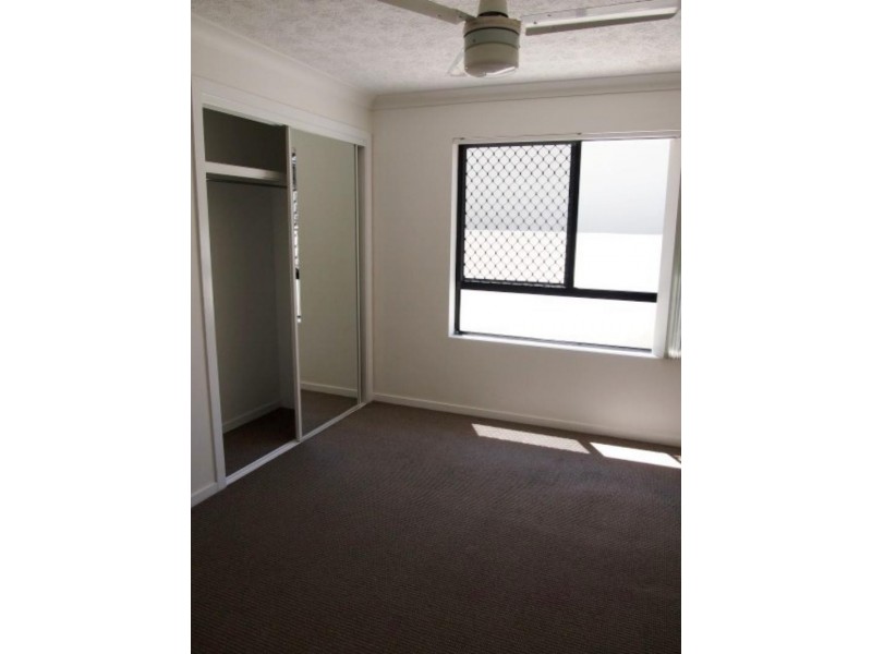 1/15 Lloyd St, Southport QLD 4215