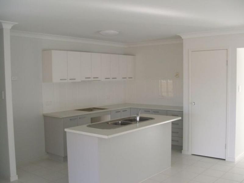 19 Zuleikha Dr, Underwood QLD 4119