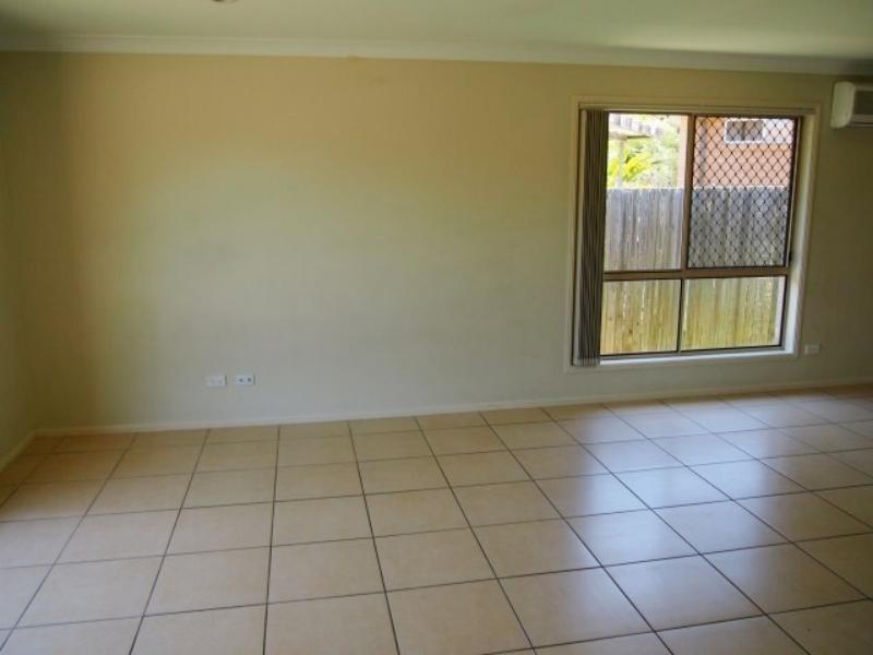 15a Carramar  St, Loganlea QLD 4131