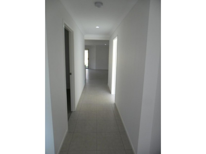 35 Bellflower Cres, Mount Cotton QLD 4165