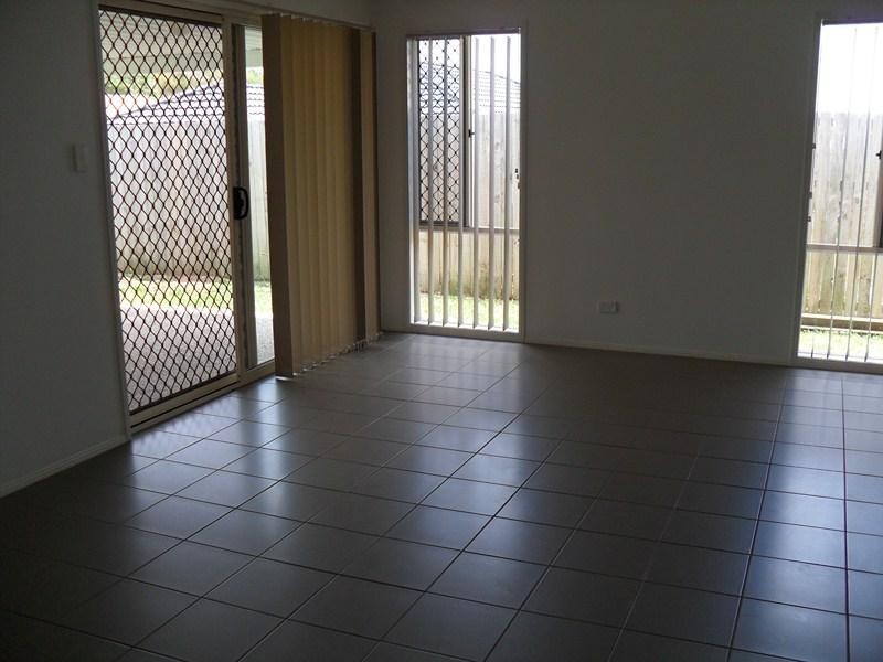 3 Fiddlewood  St, Victoria Point QLD 4165