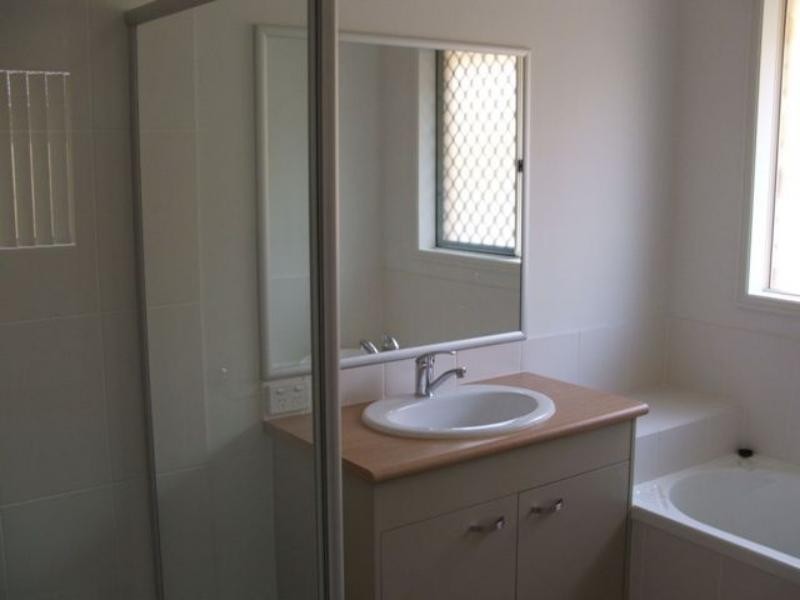 3 Fiddlewood  St, Victoria Point QLD 4165