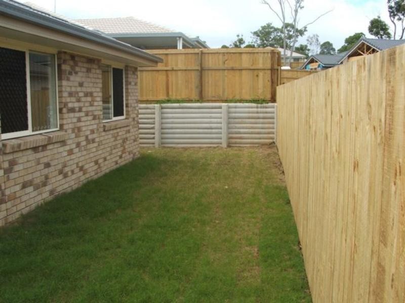 3 Fiddlewood  St, Victoria Point QLD 4165