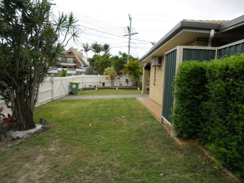 2 Stormbridge Ct, Daisy Hill QLD 4127