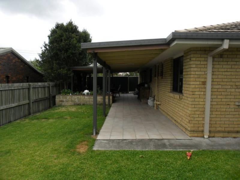 2 Stormbridge Ct, Daisy Hill QLD 4127