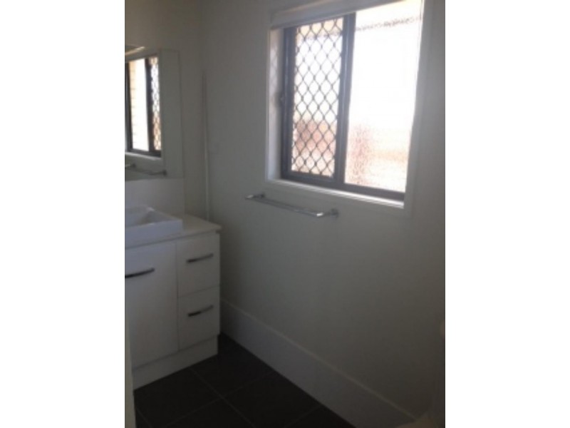 10 Erbin  Lane, Augustine Heights QLD 4300