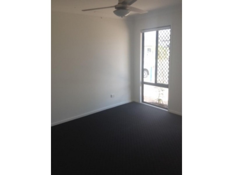 10 Erbin  Lane, Augustine Heights QLD 4300