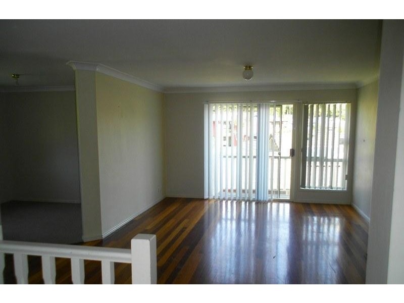 4 Burnier Ct, Shailer Park QLD 4128