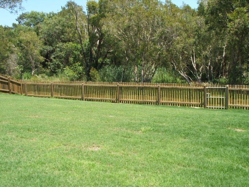 19 Lime St, Redland Bay QLD 4165