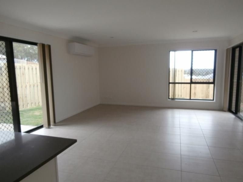 38  Summit Pde, Bahrs Scrub QLD 4207