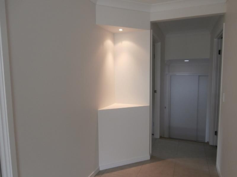 38  Summit Pde, Bahrs Scrub QLD 4207