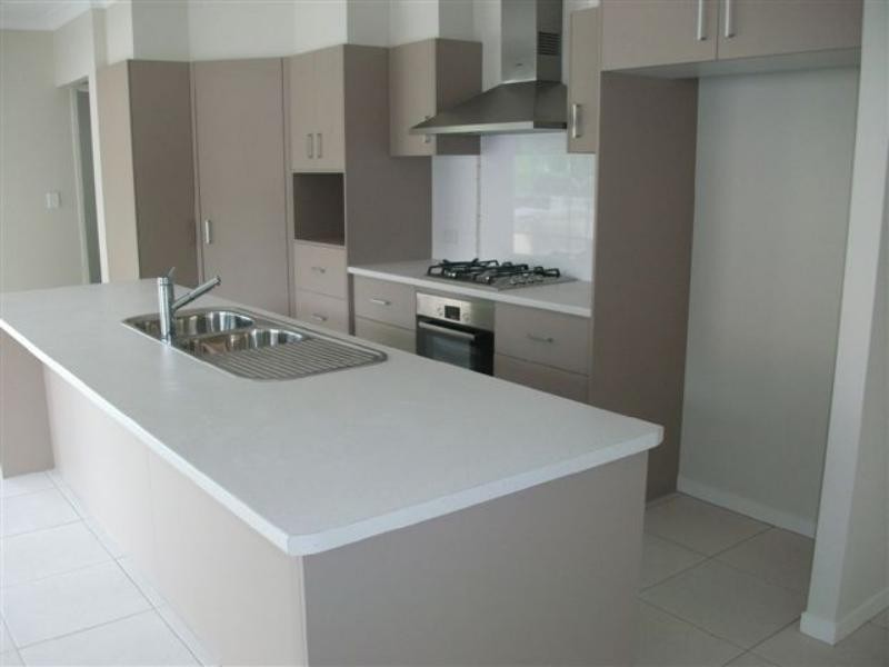 128A Barbarella St, Springwood QLD 4127