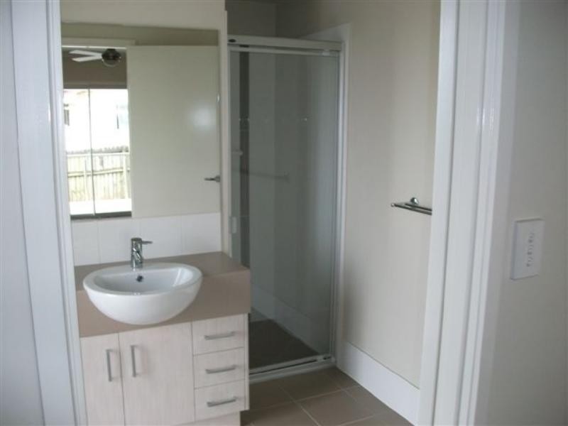 128A Barbarella St, Springwood QLD 4127