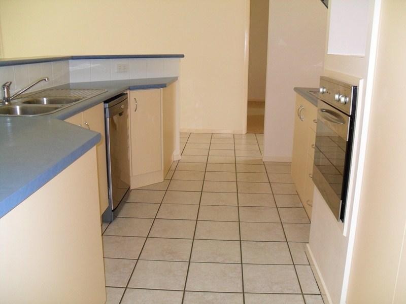 19 Jay St, Redland Bay QLD 4165