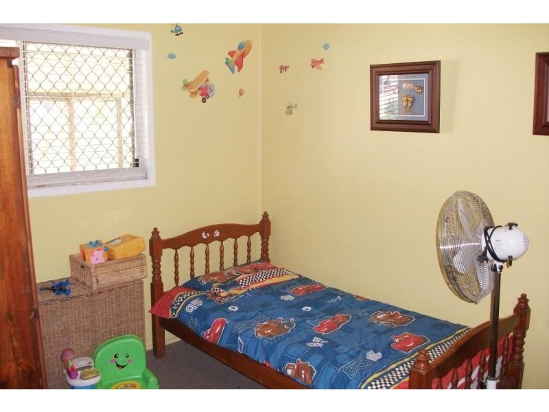 16 Orionis  St, Kingston QLD 4114