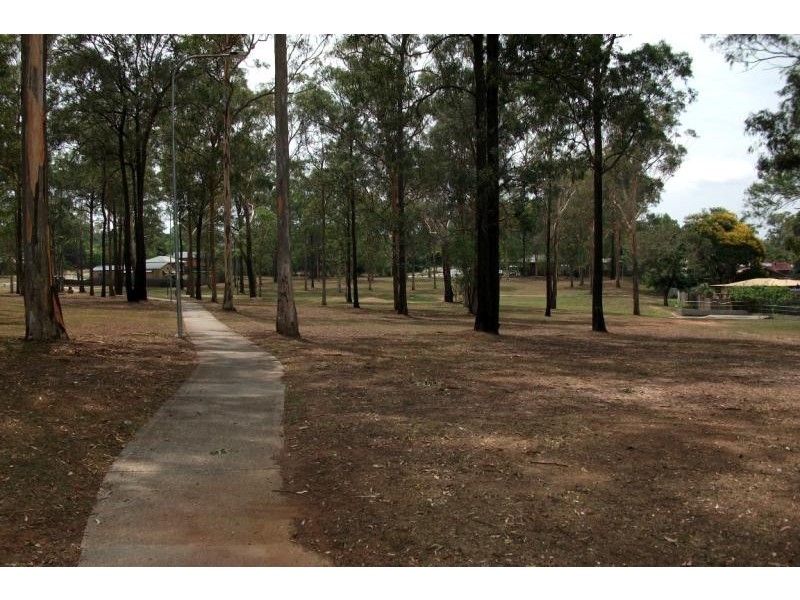 16 Orionis  St, Kingston QLD 4114