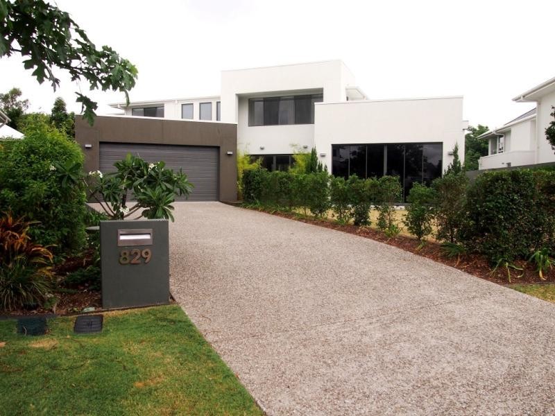 829 Ledgends Trail Dr, Robina QLD 4226