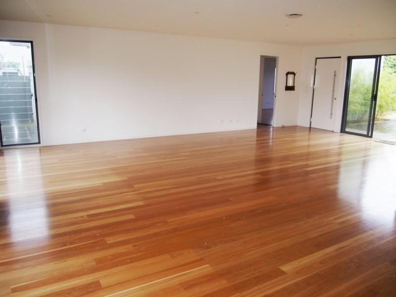 829 Ledgends Trail Dr, Robina QLD 4226