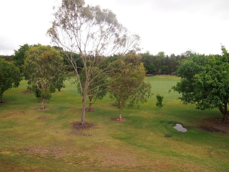 829 Ledgends Trail Dr, Robina QLD 4226