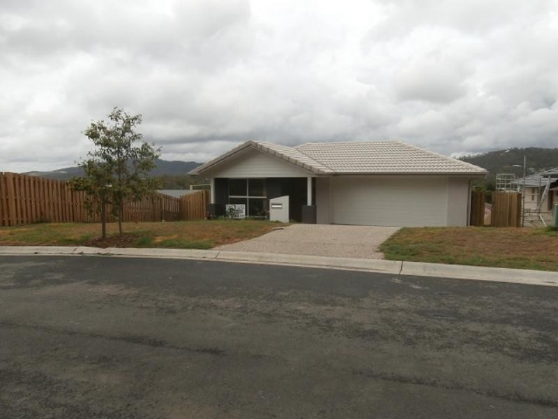 10 Summit Pde, Bahrs Scrub QLD 4207