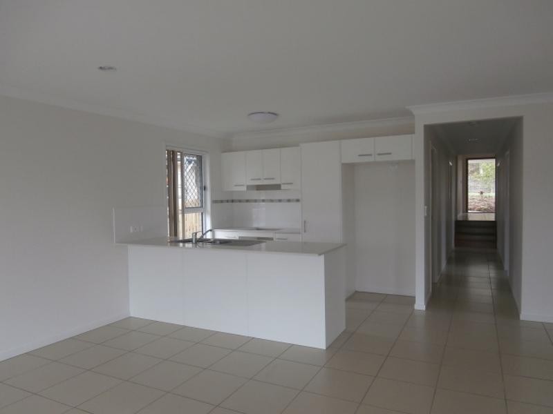 10 Summit Pde, Bahrs Scrub QLD 4207
