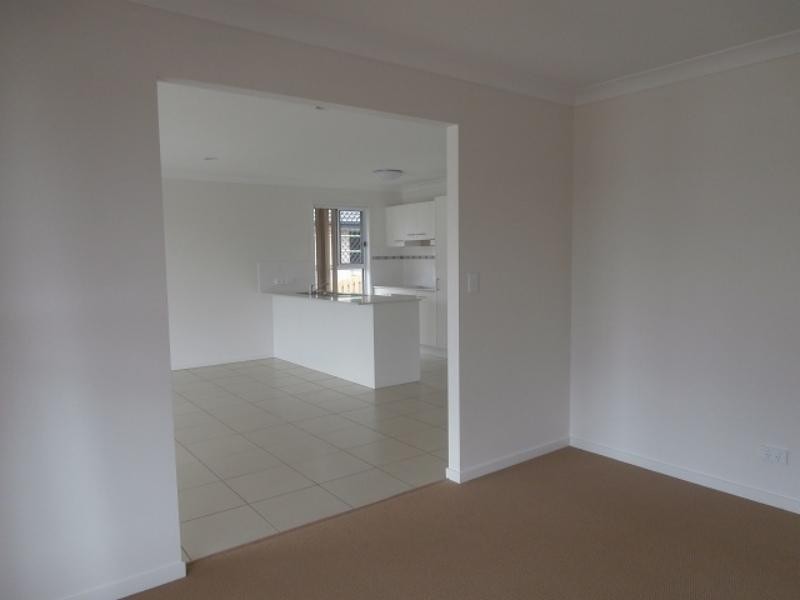 10 Summit Pde, Bahrs Scrub QLD 4207