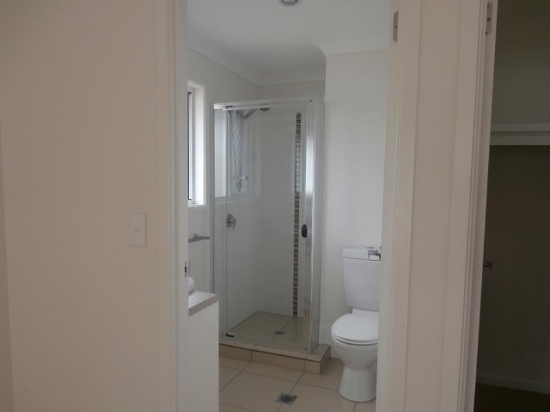 10 Summit Pde, Bahrs Scrub QLD 4207