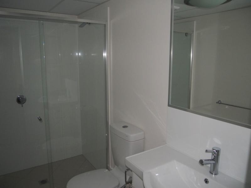 212/83 Lawson St, Morningside QLD 4170