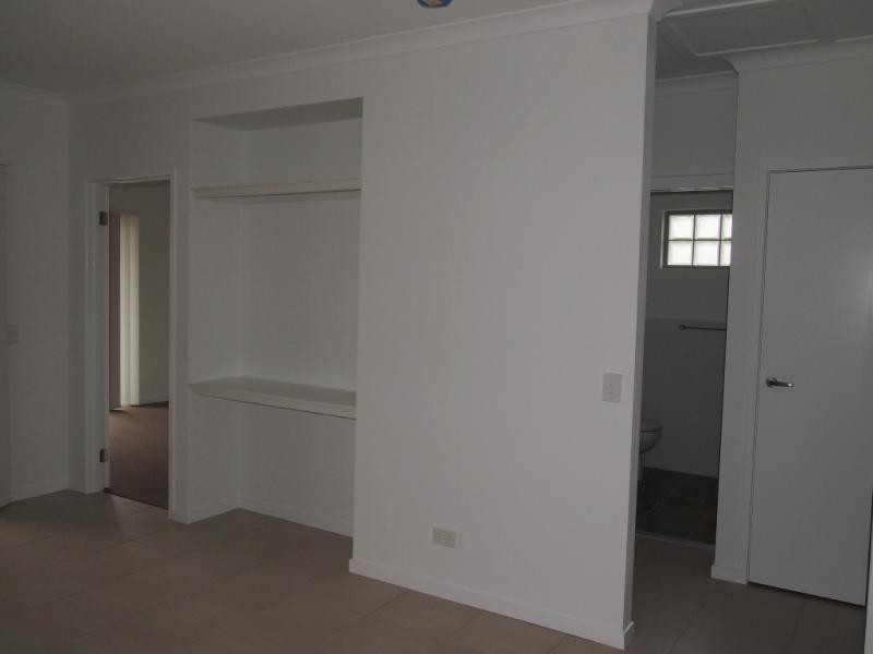 4/16 Dulendella  St, Zillmere QLD 4034