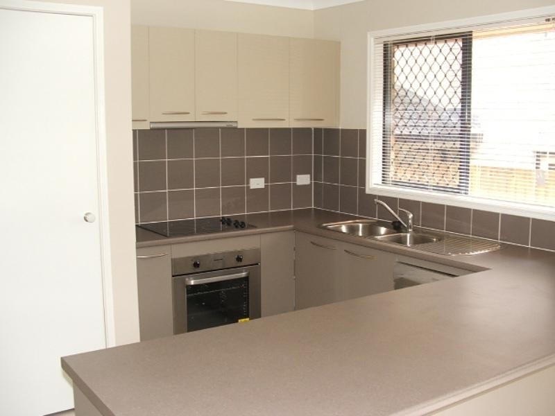 26 Lime St, Redland Bay QLD 4165