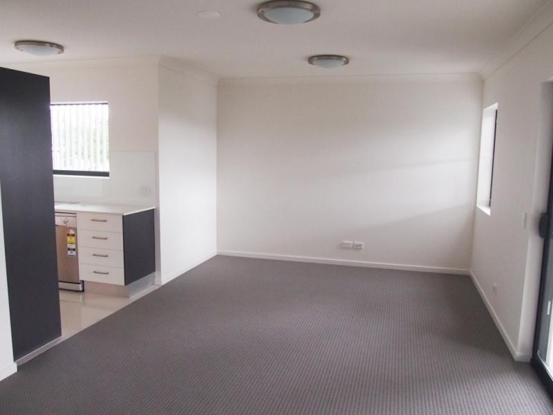 321/83 Lawson St, Morningside QLD 4170