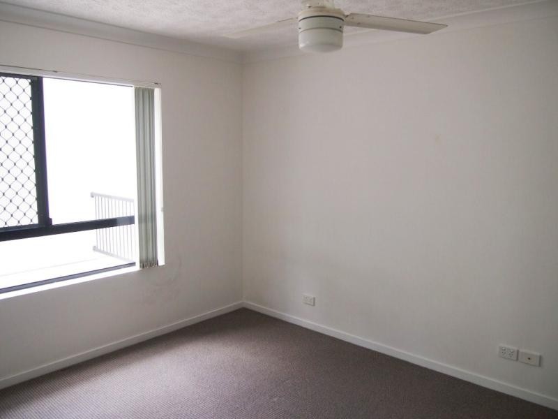3/15 Lloyd  St, Southport QLD 4215