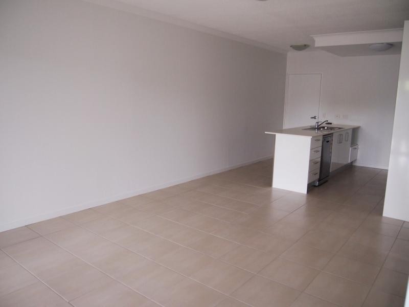 1/16 Dulendella St, Zillmere QLD 4034