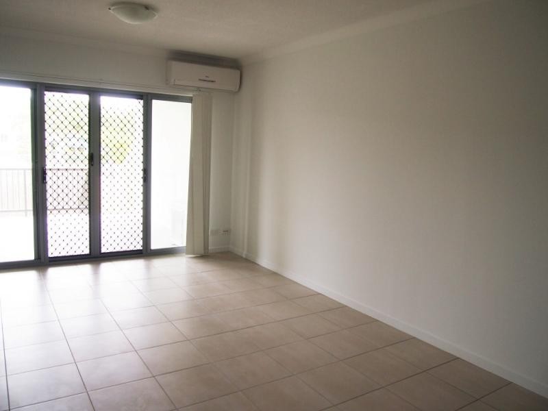 1/16 Dulendella St, Zillmere QLD 4034