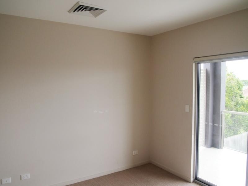 2/11 Zenith Ave, Chermside QLD 4032