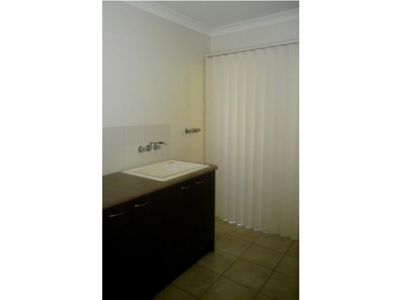 5 Pinecrest Pl, Victoria Point QLD 4165