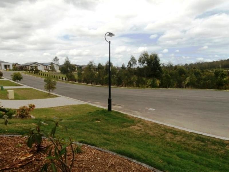 9 Penfold Ct, Holmview QLD 4207