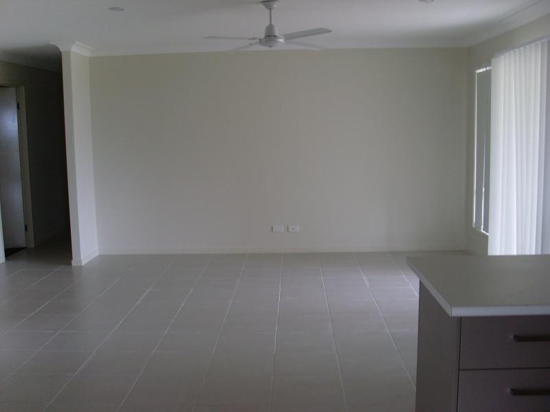 2 Karen  Ct, Redbank Plains QLD 4301