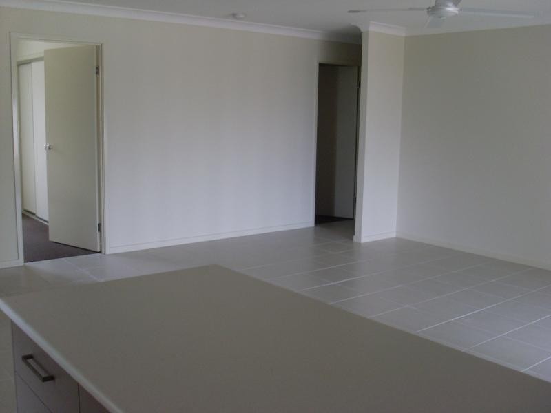 2 Karen  Ct, Redbank Plains QLD 4301