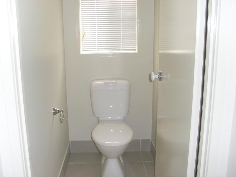 2 Karen  Ct, Redbank Plains QLD 4301