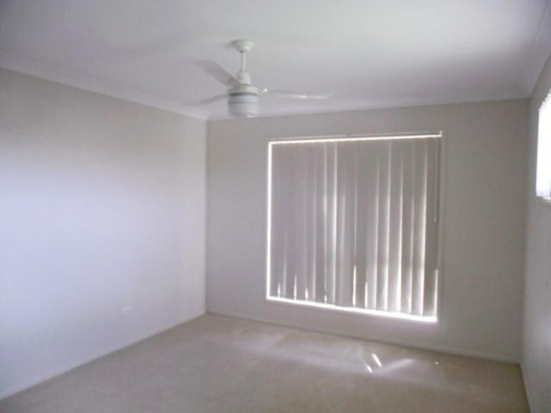 23 Central Park Dr, Eagleby QLD 4207