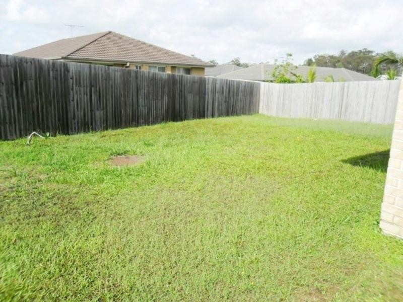 23 Central Park Dr, Eagleby QLD 4207