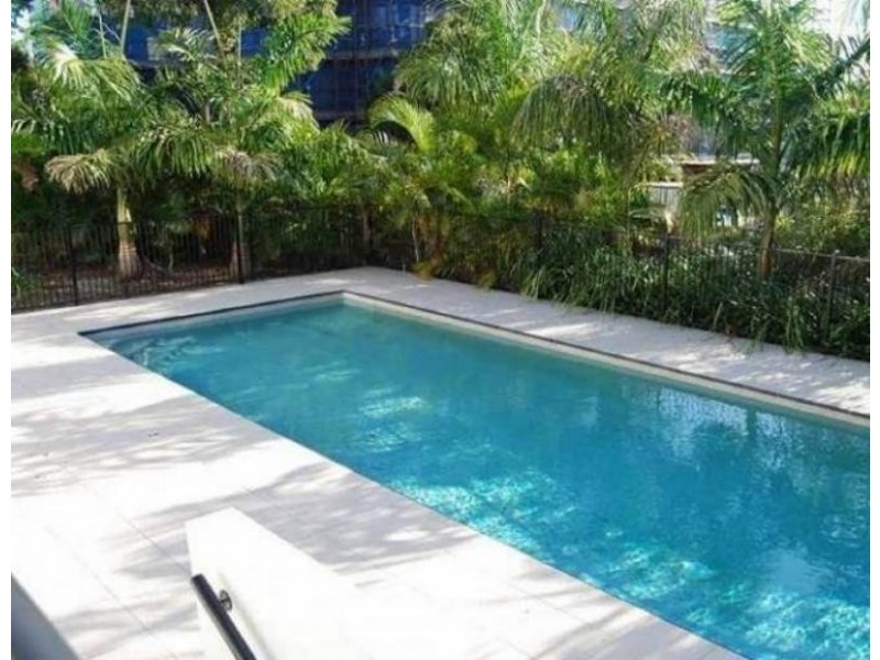 11/15 Lloyd St, Southport QLD 4215