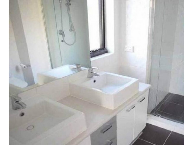 11/15 Lloyd St, Southport QLD 4215