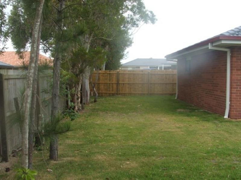19 Summerhill St, Victoria Point QLD 4165