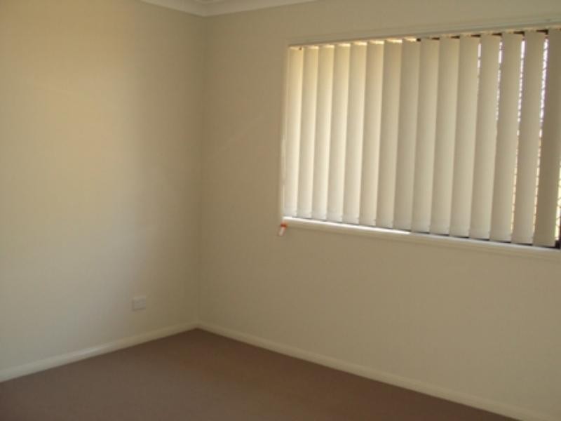 101 Tindle St, Redbank Plains QLD 4301