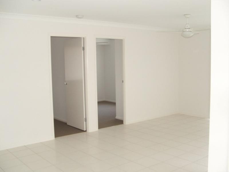 22 Hinterland Cres, Algester QLD 4115